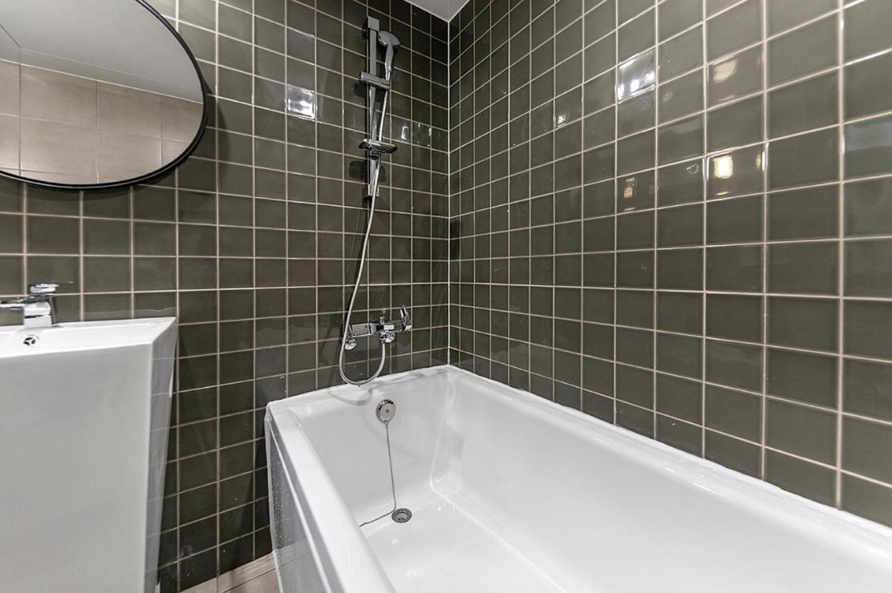 Hotel Yaja Gimhae Bagian luar foto
