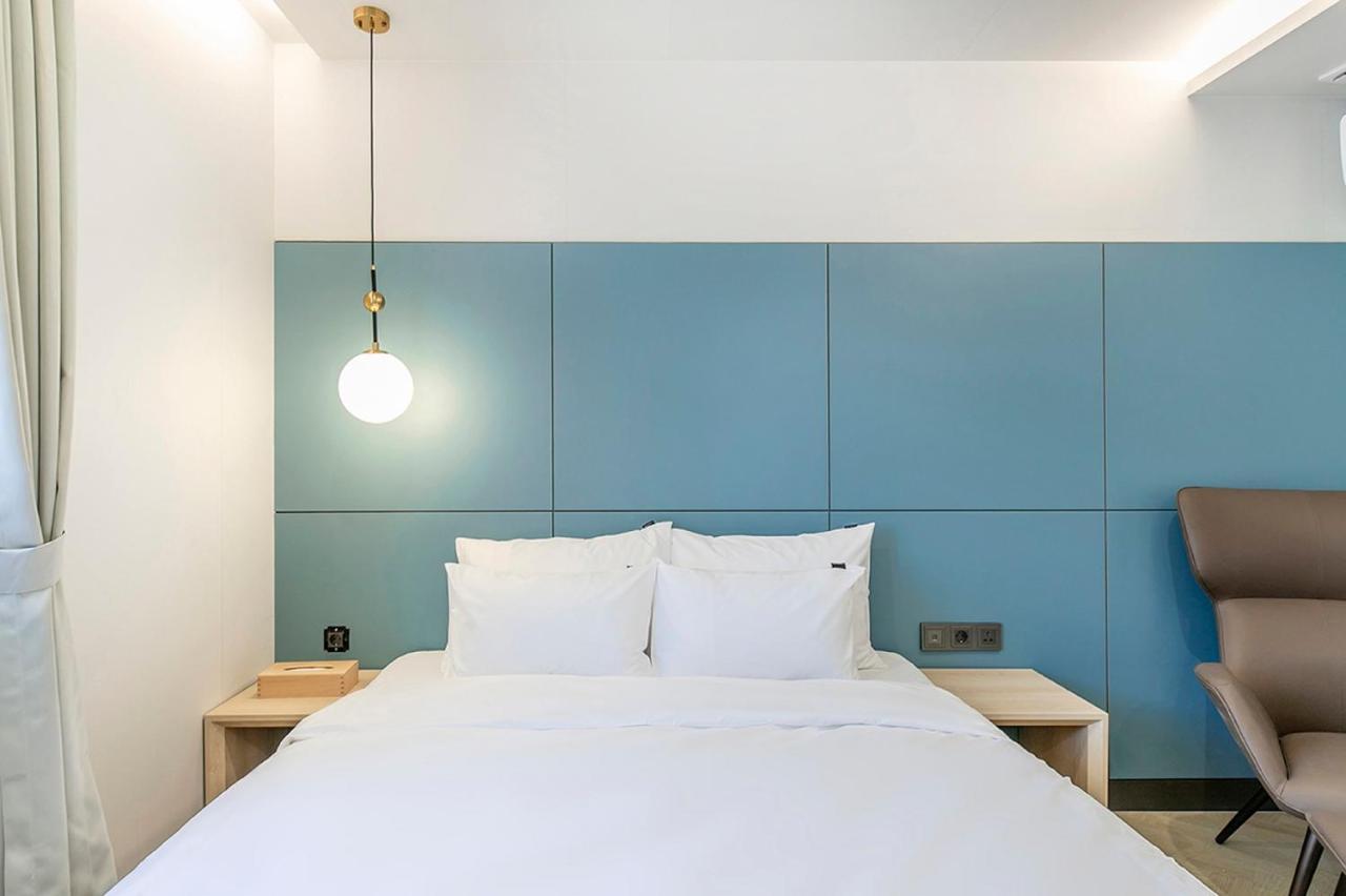 Hotel Yaja Gimhae Bagian luar foto