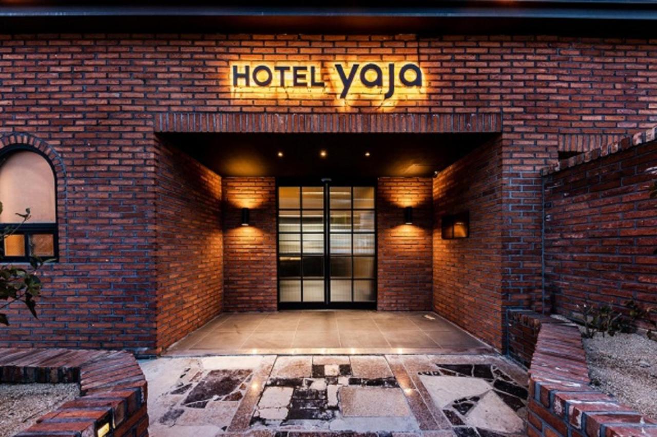 Hotel Yaja Gimhae Bagian luar foto